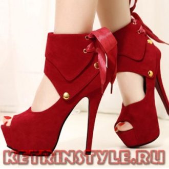 1432627100High-Heels